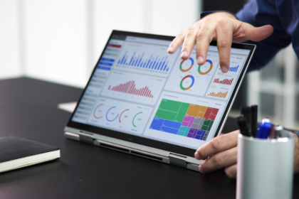 Braulio Henrique Dias Viana explica por que a educação financeira digital é crucial diante da crescente complexidade dos produtos financeiros.