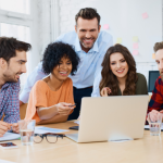 Criatividade na educação: entenda, com Kelsem Ricardo Rios Lima, por que errar também é essencial para desenvolver o aprendizado e o pensamento crítico.