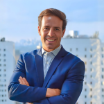 Ian Cunha destaca que compreender o fluxo de caixa é essencial para a sobrevivência do negócio e para decisões estratégicas no empreendedorismo.